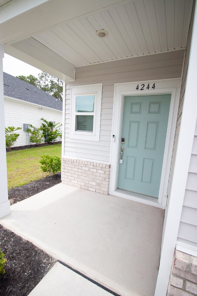 Photo - Fully Fenced 5bd SFH in Carolina Forest