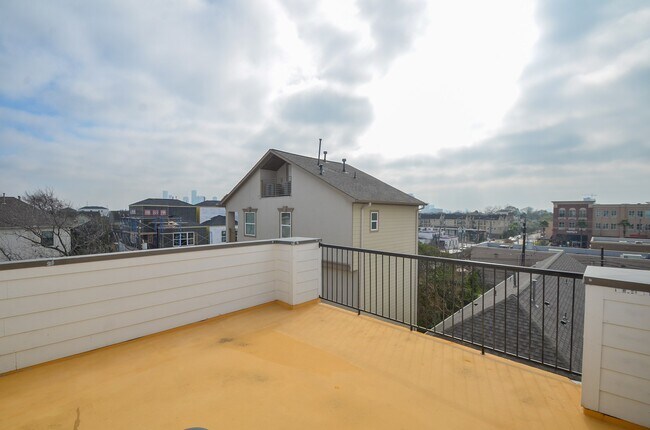 Photo - 4609 Nett St