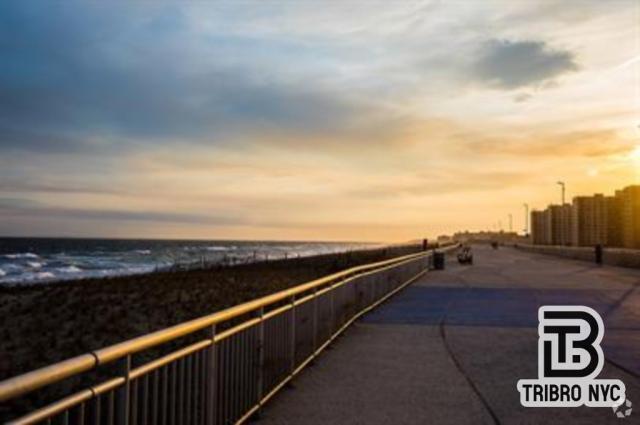 Building Photo - 3 bedroom in ARVERNE NY 11692 Unit 2 Rental