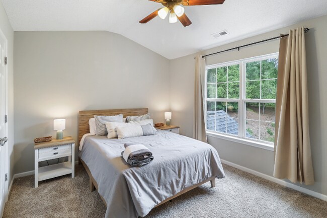 Photo - 504 Auburn Square Dr