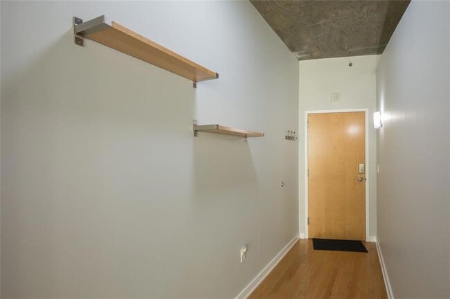 Photo - 943 Peachtree St NE Unidad 1805