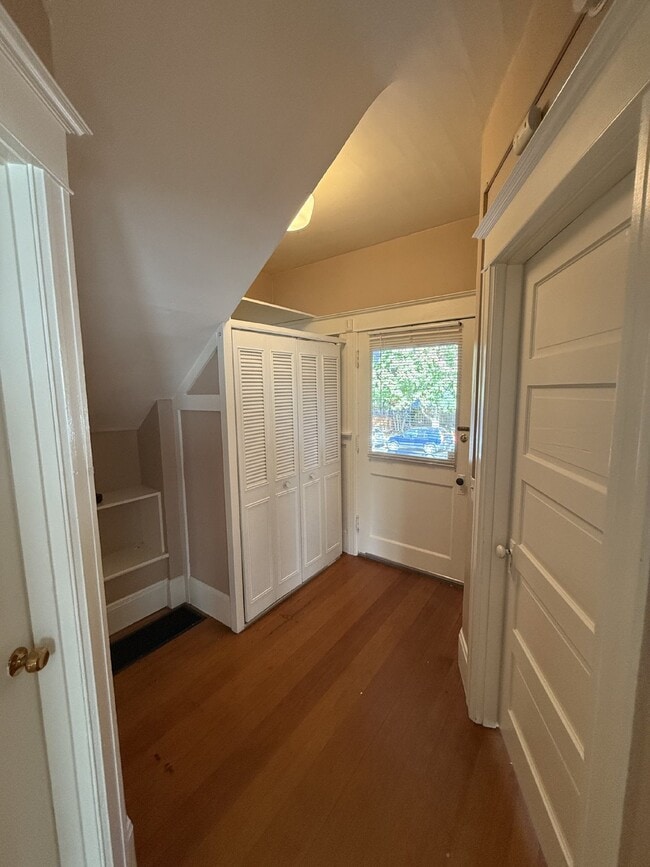 Photo - Discover Urban Living at Its Best: Spacious 2-Bedroom Retreat in the Heart of Portland!