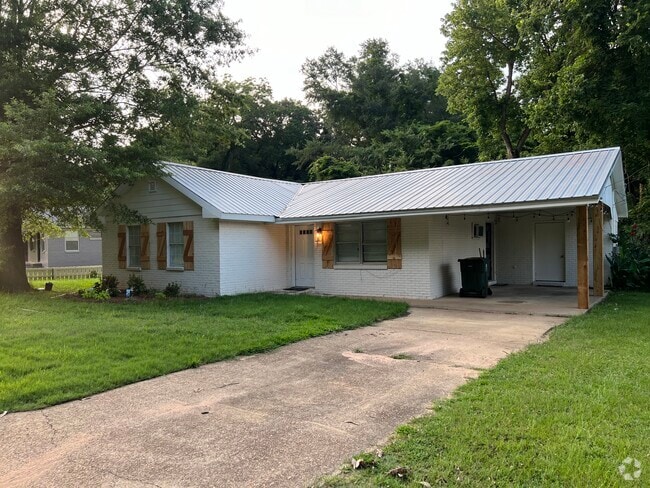 Building Photo - 1713 Burney Branch Dr Rental
