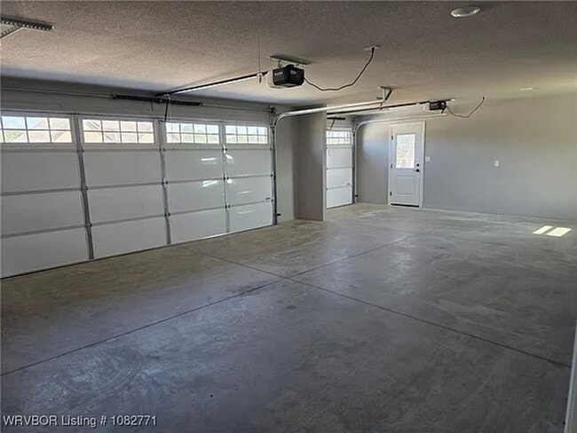 Photo - 3 Bedroom Luxury House