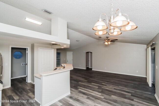 Photo - 9175 102nd Ave