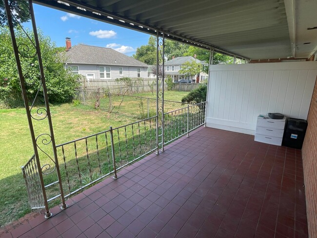 Photo - 1703 Washington Ave