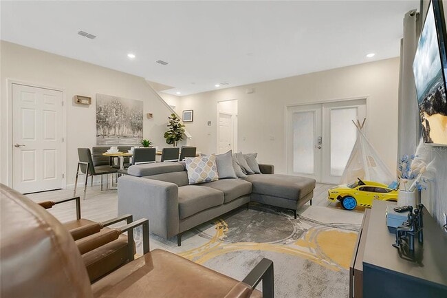 Photo - 262 Bella Prestwick Blvd