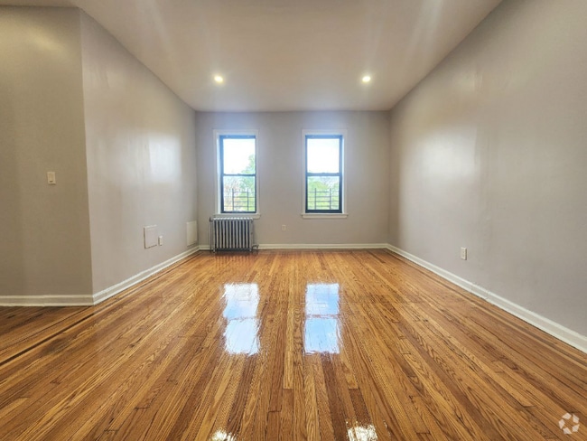 Building Photo - 600 Salem Ave Unit B14 Rental
