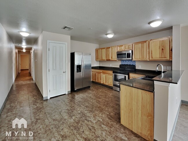 Photo - 708 W 6th St Unidad B