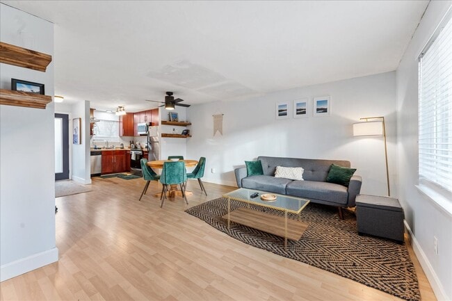 Photo - 1706 Avalon Dr