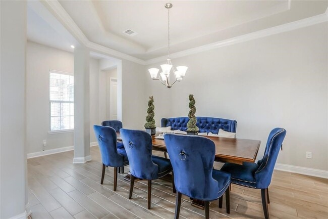 Photo - 1815 Carriage Oaks Ln