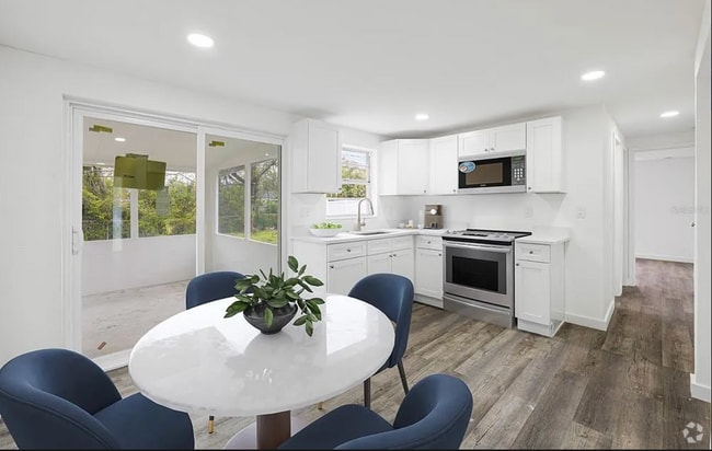 Building Photo - 1109 Landau St Rental