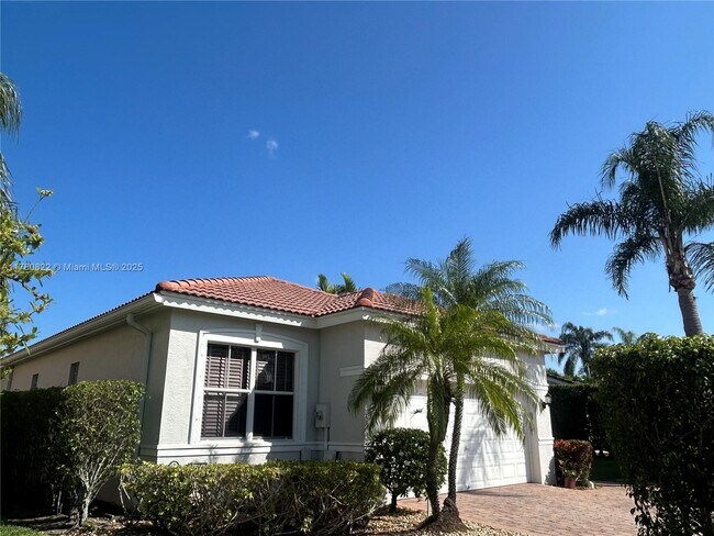 Photo - 240 Isle Verde Way House