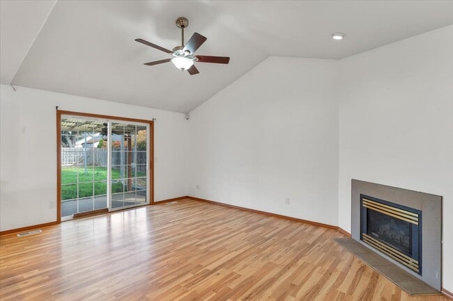 Photo - 3133 19th Ave SE