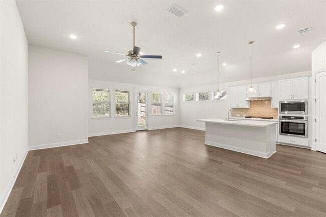 Photo - 528 Tubman Dr