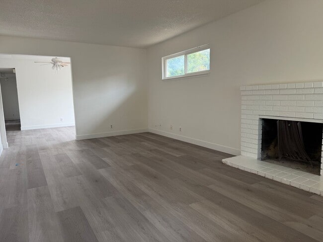 Photo - 2635 Moderna Ct