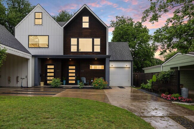 Building Photo - 1310 Choquette Dr