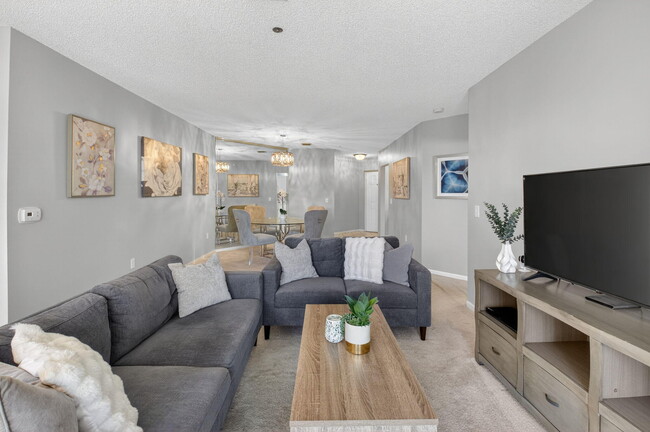 Photo - 5155 Europa Dr Unit M