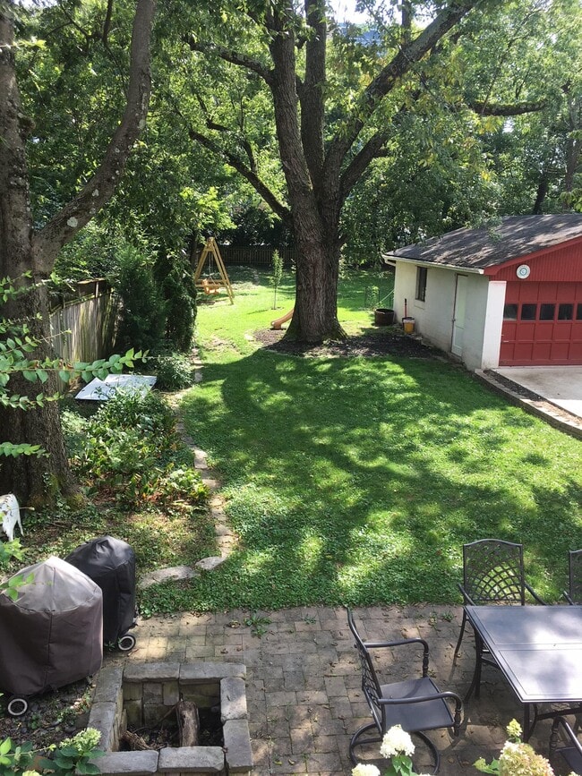 Photo - 136 Shawnee Pl