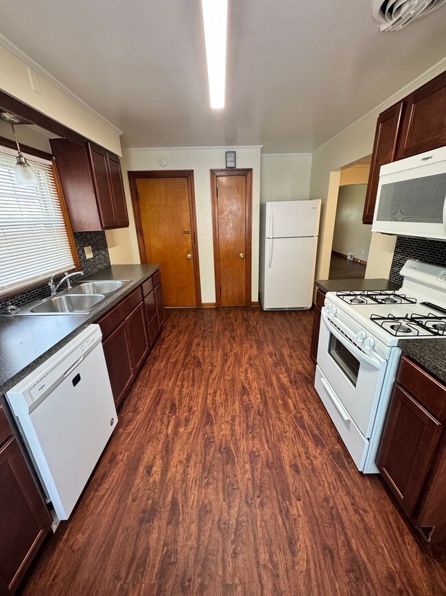 Photo - 212 E Kline St