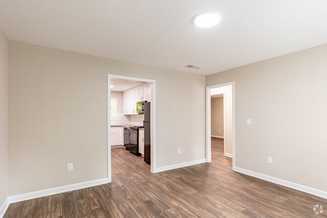 2BR, 1BA - 900SF Living Room