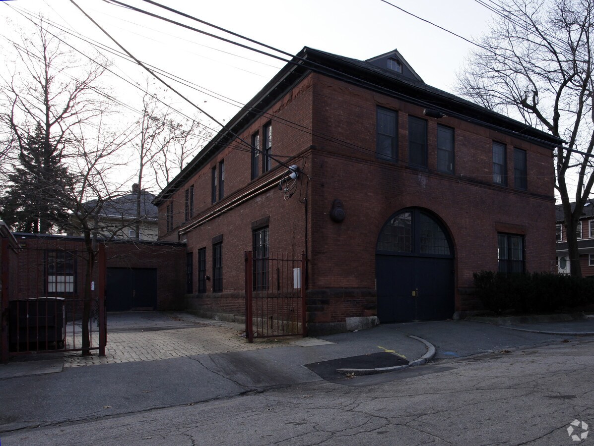 Primary Photo - 160 Atlantic Ave