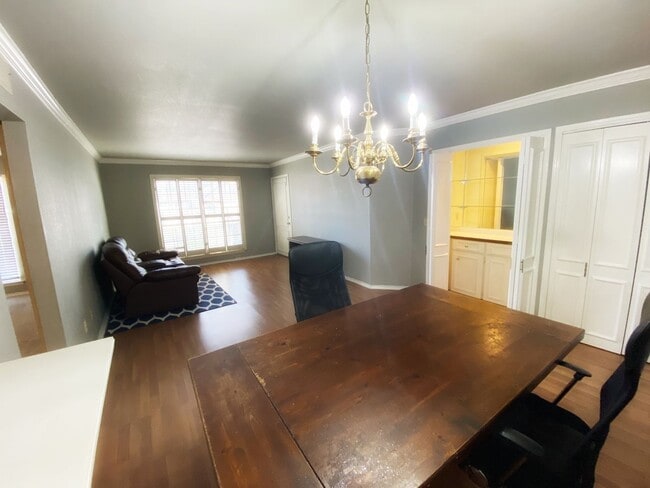 Photo - 2 BD/1.5 BATH MOVE IN NOVEMBER MINUTES FRO...