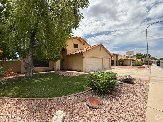 Building Photo - 3611 N 109th Dr Rental