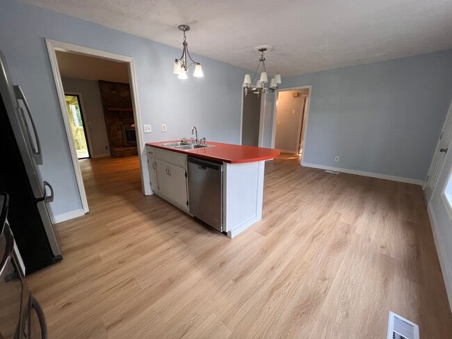 Photo - 4812 Bentwood Dr