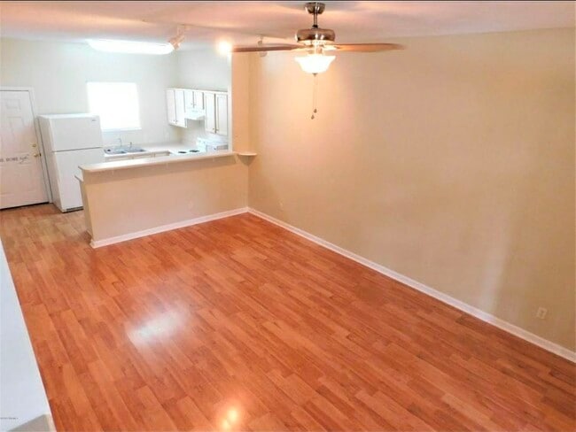 Photo - 1501 London Ave