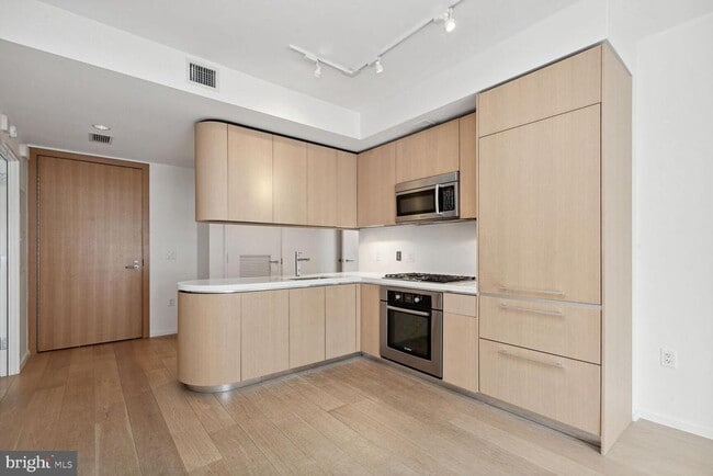 Photo - 925 H St NW Unidad 805