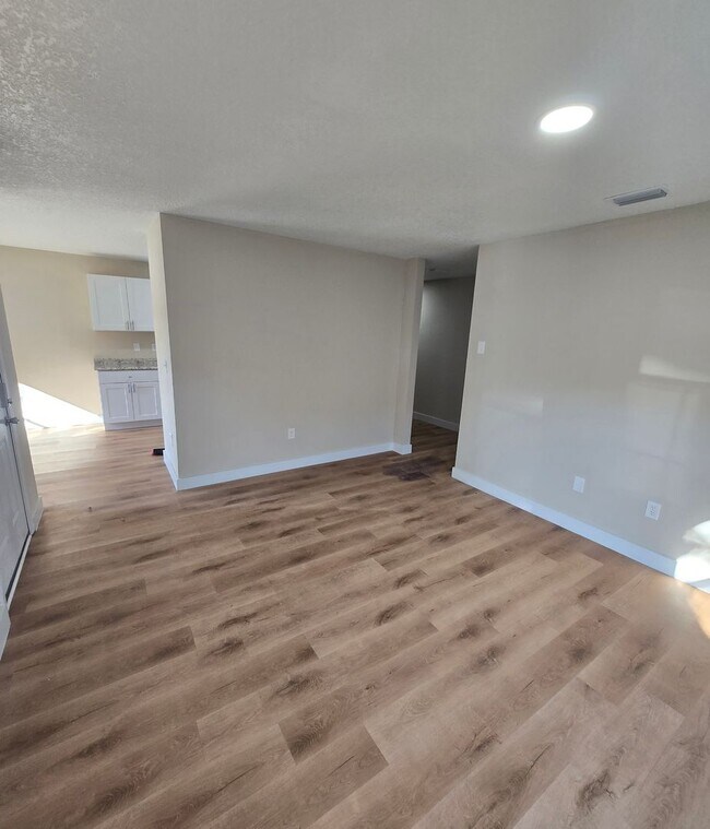 Photo - Charming and Newly Renovated 3BR 2BA Home in Jacksonville