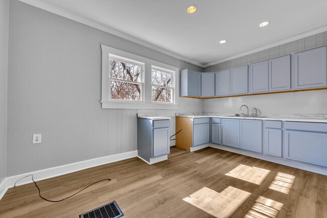 Photo - 2120 Pike Rd