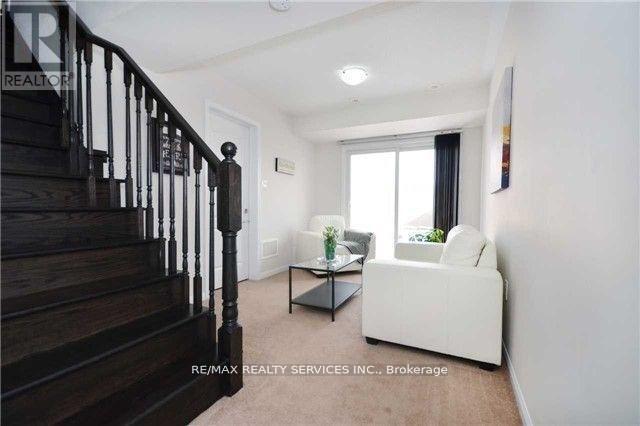 Photo - 49 Mercedes Rd