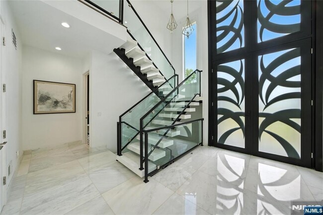 Photo - 44 Floral Terrace