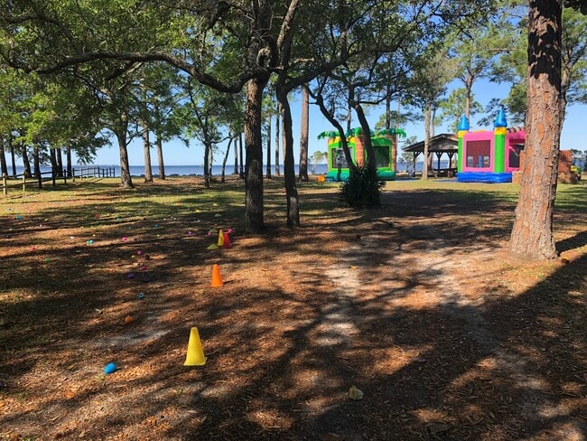 Photo - Bluewater Bay Area 4 Bedroom Pool Home!