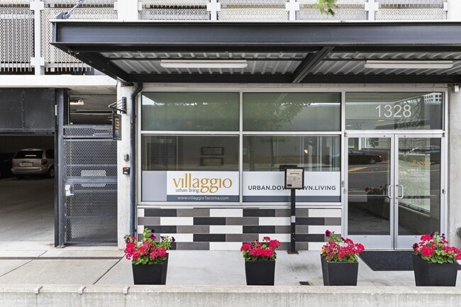 Villaggio Apartment Homes
