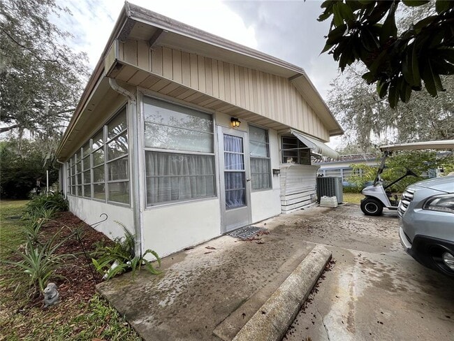 Building Photo - 16 Grey Fox Ln