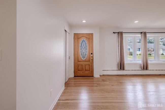 Photo - 77 Irvington Ave