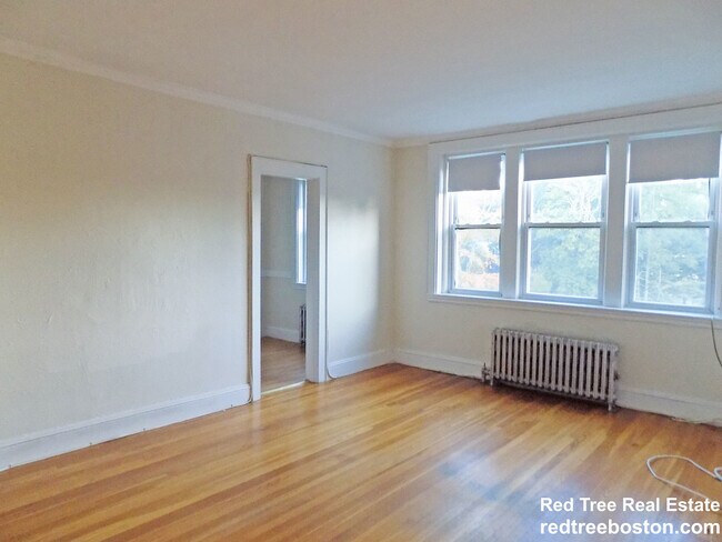 Photo - 2045 Commonwealth Ave Unidad 48