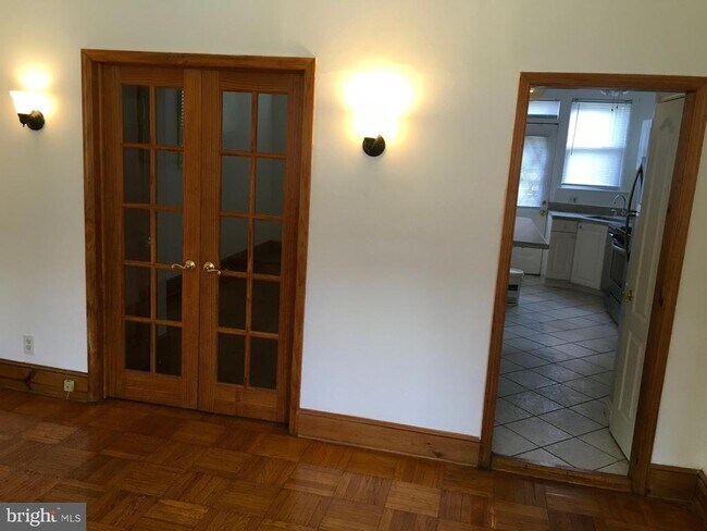 Photo - 2477 W Cold Spring Ln