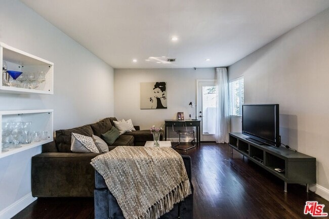 Photo - 4409 Irvine Ave