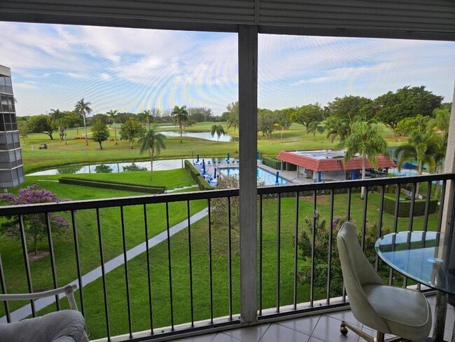 Building Photo - 8900 Washington St Unit 409