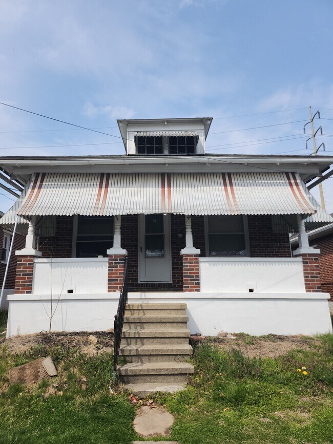 Photo - 1733 Portland Ave House
