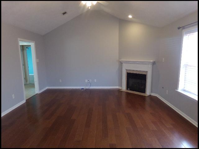 Photo - 12 Lauren Cove