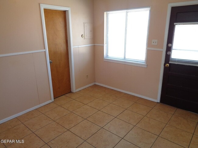 Photo - 10528 Brisbane Way