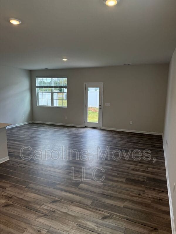 Photo - 1664 Wren Crk Rd