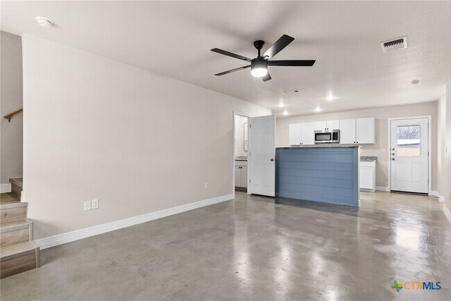 Photo - 803 White Meadow Ln