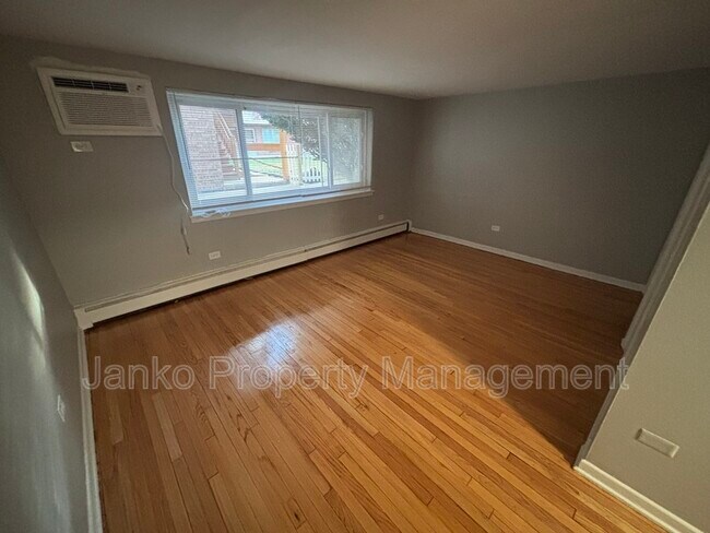 Photo - 2104 S 17th Ave Unit GW