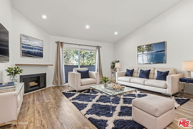 Photo - 5500 Lindley Ave Unit #206